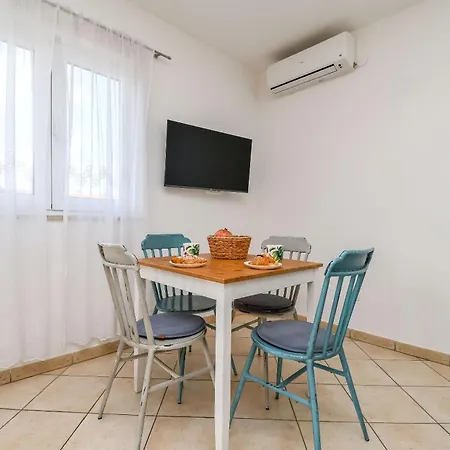 Apartment Tina